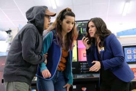 « Superstore » la série évènement avec America Ferrera (Ugly Betty) débarque sur NRJ12