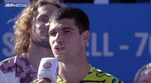 Carlos Alcaraz : après sa victoire à Barcelone, il a plongé dans la piscine (VIDÉO)