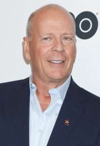 La famille de Bruce Willis veut être «transparente» au milieu de la bataille contre la démence