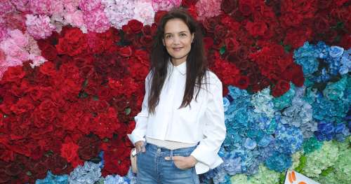Katie Holmes adore ce nettoyant Olay