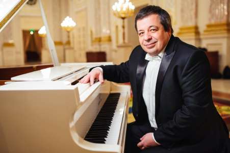 Alexey Botvinov, pianiste virtuose à Saint-Sulpice