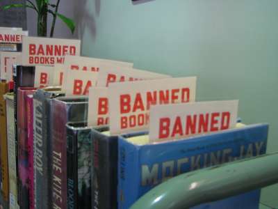 Etats-Unis : deux plaintes pour censurer des livres 