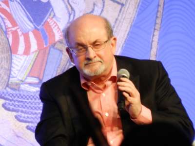 L'agresseur de Salman Rushdie “surpris” de sa survie