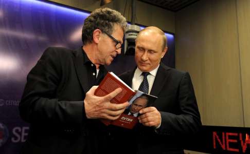 Spécialiste de la Russie, un auteur soudoyé par un oligarque pro-Poutine