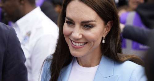Kate Middleton brise une énorme règle de la famille royale : sa signature manuscrite dévoilée