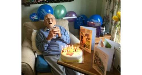 Un héros de la Seconde Guerre mondiale fête son 107e anniversaire seul, car personne n’est autorisé à se rendre dans un foyer de soins – Souhaitons-lui un joyeux anniversaire