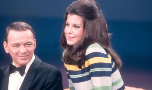 Les excuses en trois mots de Frank Sinatra sur son lit de mort à sa fille avec laquelle il a quitté |  Nouvelles des célébrités |  Showbiz et télévision