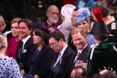 Prince Harry : souriant et rayonnant de fierté au couronnement du roi Charles !