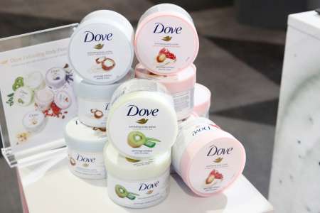Dove suscite des appels au boycott en faveur d’un nouveau partenariat : « Ne les achètez plus jamais »