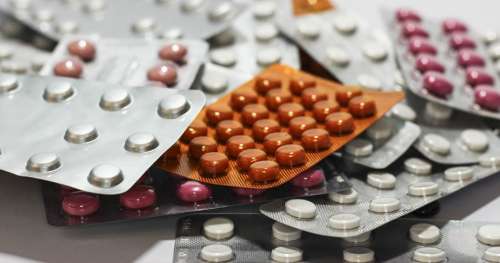 Fervex, Rhinadvil, Drill… 29 médicaments vendus sans ordonnance qui sont dangereux pour votre santé