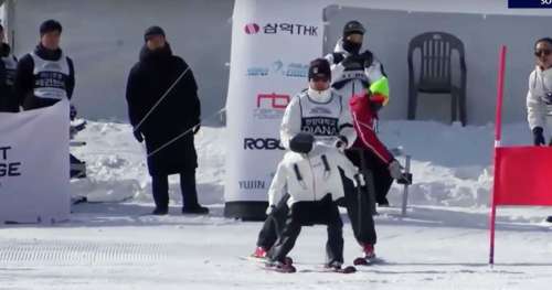 Une compétition de ski oppose des robots en marge des JO… peu ont franchi la ligne d’arrivée