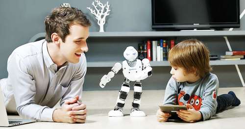 Cet adorable robot humanoïde qui amusera toute votre famille est à prix réduit !