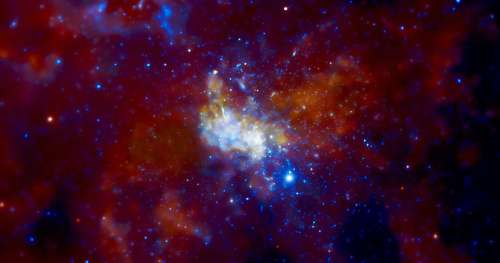 Voici les toutes premières images du trou noir supermassif qui se trouve au centre de notre galaxie