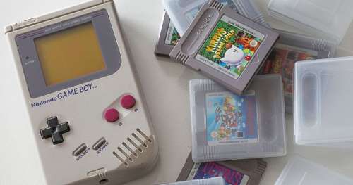 Nintendo a déposé un brevet pour transformer votre smartphone en Game Boy !