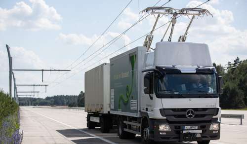 Adieu aux camions polluants : l’Allemagne construit une autoroute électrique