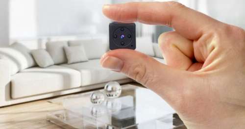 Capturez le moindre mouvement au bureau ou à la maison avec cette mini caméra espion