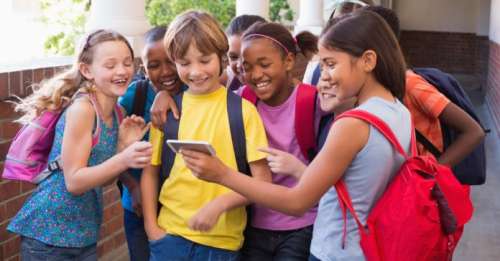 SONDAGE : Êtes-vous pour l’interdiction du smartphone à l’école ?