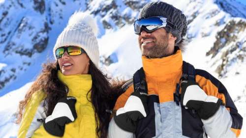 15 accessoires indispensables pour partir au ski