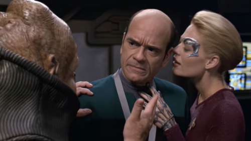 La série Star Trek : Voyager obtient un remaster en 4K non officiel grâce à une IA