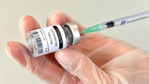 Moderna annonce que son vaccin contre le Covid-19 est efficace à 94,5 %