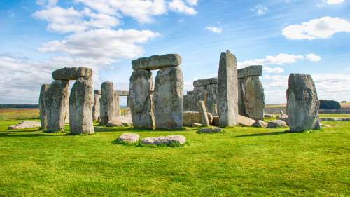 Pourquoi le site préhistorique de Stonehenge a-t-il été bâti ?