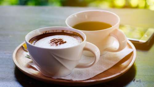 Le thé vert et le café réduisent le risque d’accidents cardiovasculaires mortels