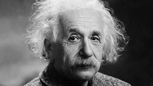 Les notes manuscrites d’Einstein sur la théorie de la relativité battent un record aux enchères