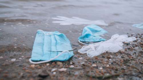 26 000 tonnes de déchets plastiques liés à la pandémie polluent les océans