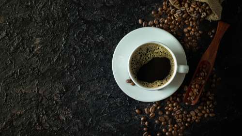 Le café augmente-t-il vraiment l’envie de déféquer ?