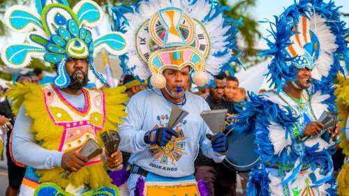 Lumière sur le festival de Junkanoo, l’un des plus animés des Caraïbes