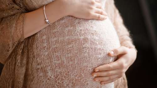 Un bébé atteint d’une maladie génétique rare a été guéri alors qu’il était encore dans l’utérus