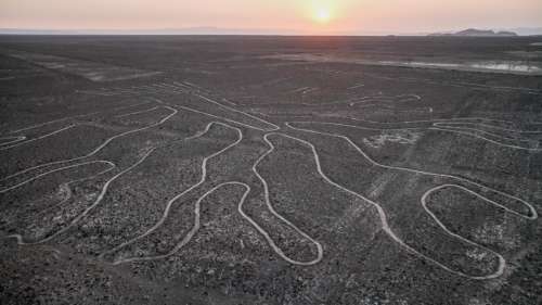 Découverte de 168 nouveaux géoglyphes monumentaux dans le désert de Nazca