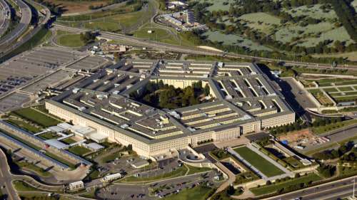 Le Pentagone publie son rapport sur les OVNI