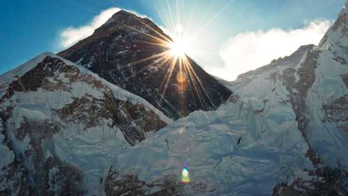 Le mont Everest est-il vraiment la plus haute montagne de la Terre ?