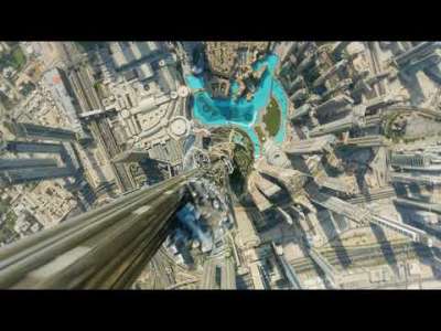 Voici ce que vous ressentirez en tombant du bâtiment le plus haut du monde