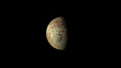 La lune Io se révèle avec une netteté impressionnante grâce à Juno