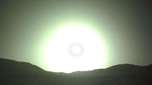 Le rover Perseverance de la NASA immortalise un coucher de soleil bleu sur Mars