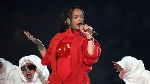Rihanna partage une photo de son bébé et plaisante en disant qu’il est contrarié qu’elle emmène son frère bientôt né aux Oscars |  Actualités Ents & Arts