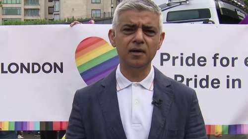 Pride in London 2023: des milliers de personnes défilent depuis Hyde Park dans le cadre du défilé LGBT de la capitale alors que Just Stop Oil tente de perturber l’événement |  Nouvelles du Royaume-Uni