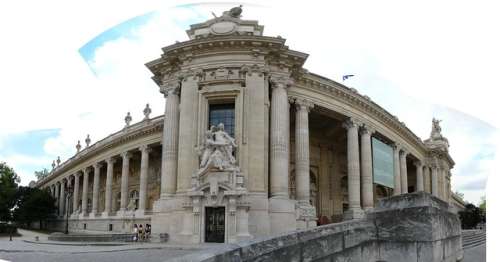 Un salon BD pour Paris au Grand Palais : vent de panique à Angoulême