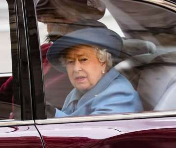 Elizabeth II : pourquoi la reine avait vécu confinée 5 ans quand elle était ado