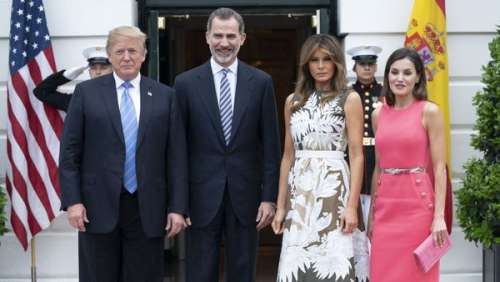 Coronavirus : la reine Letizia d'Espagne et le roi Felipe VI repoussent leur visite à Donald et Melania Trump