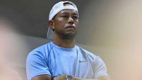 Tiger Woods hospitalisé après un terrible accident de voiture