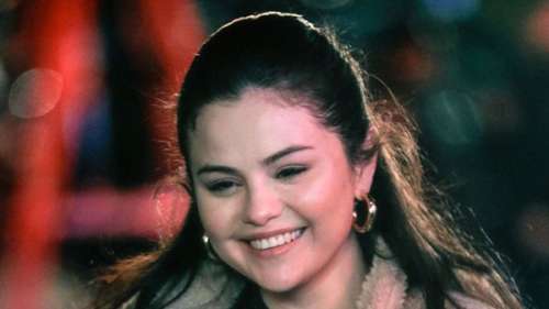 Selena Gomez : son look Bloody lors du tournage de son dernier projet