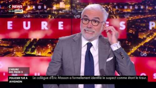 Pascal Praud : le journaliste surpris à l'antenne en train d'imiter Jacques Chirac