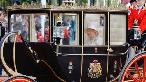 Elizabeth II veuve : qui sera son 