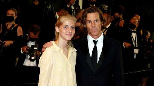 Festival de Cannes : l'apparition très discrète de la fille de Julia Roberts aux côtés de son père