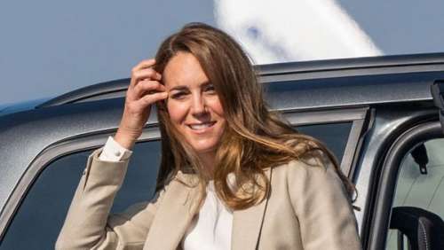 Kate Middleton très élégante pour sa dernière sortie solo : découvrez le prix de sa veste