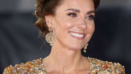 Kate Middleton à l'avant-première de James Bond : sa sublime robe mise en vente, pouvez-vous vous l'offrir ?