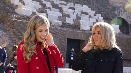 Brigitte Macron et Carrie Johnson enceinte : visite au Colisée pour les premières dames française et britannique